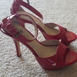 Red patent  faux leather platform heel